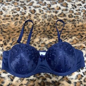 Honeydew Navy Blue Bra